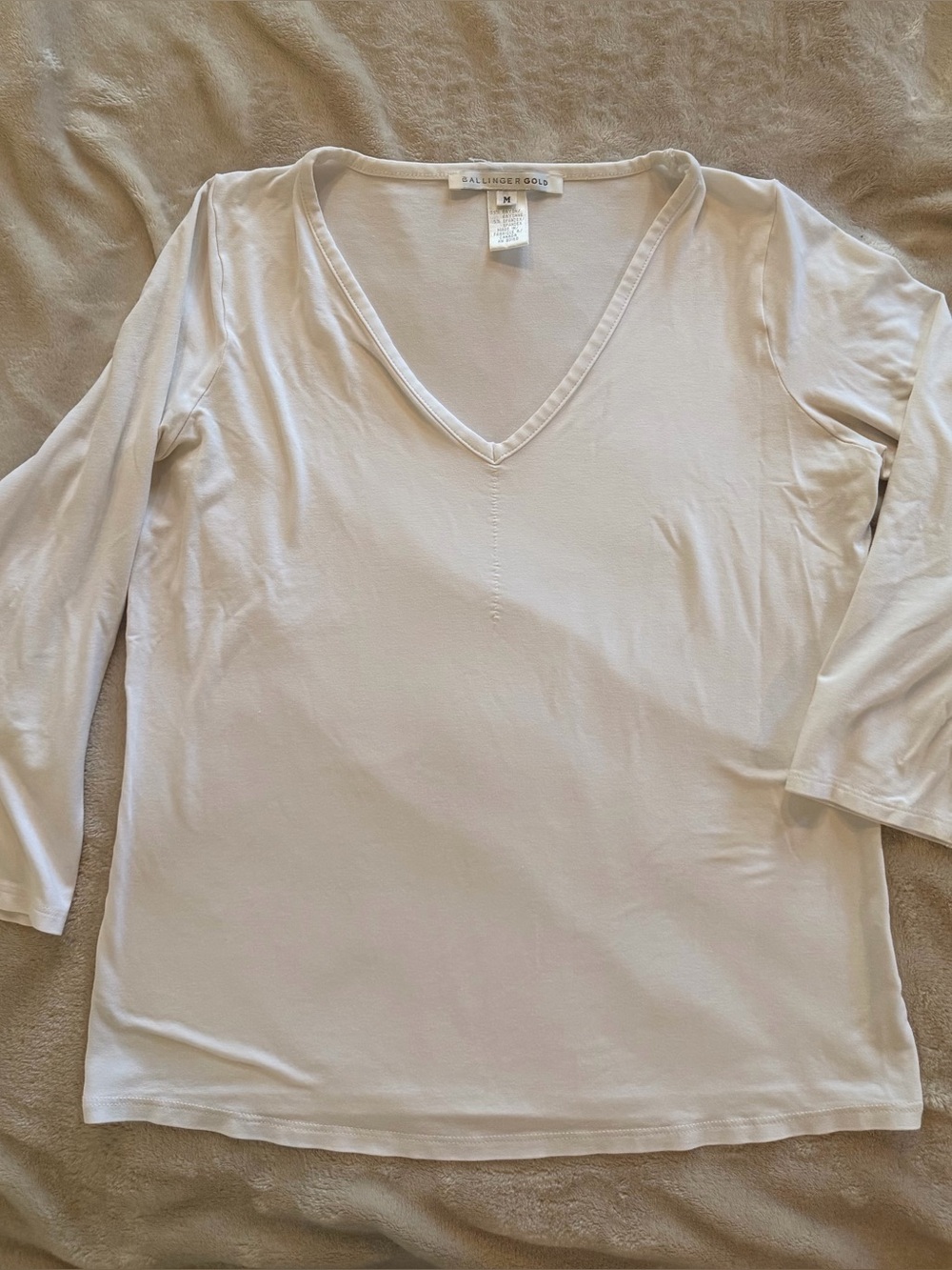 Ballinger Gold  Cream 3/4 Vented Sleeve V-Neck Top Women’s Medium